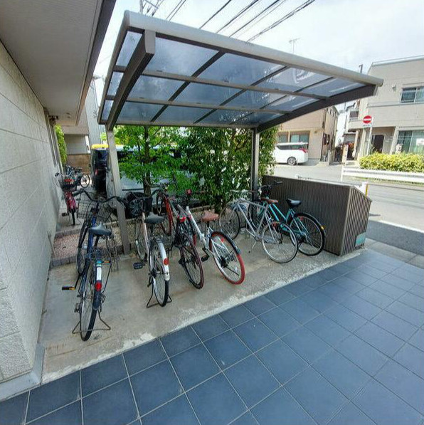 Ａｕｒａ Ｍａｉｓｏｎのその他
