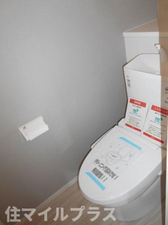 【トイレ】 | 郡山市大槻町針生金畑新築一戸建て2棟 | 落ち着いた色調のトイレです
