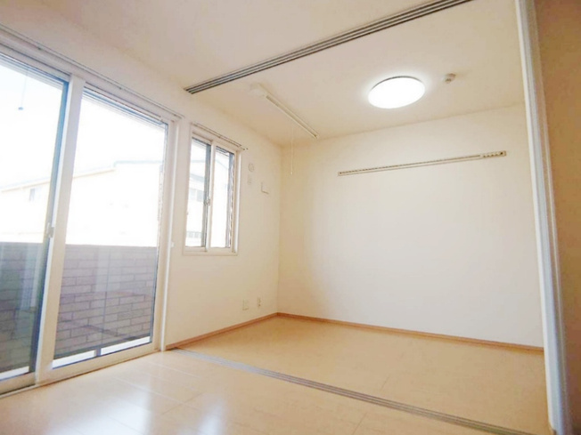 【寝室】 | アビタシオン花房