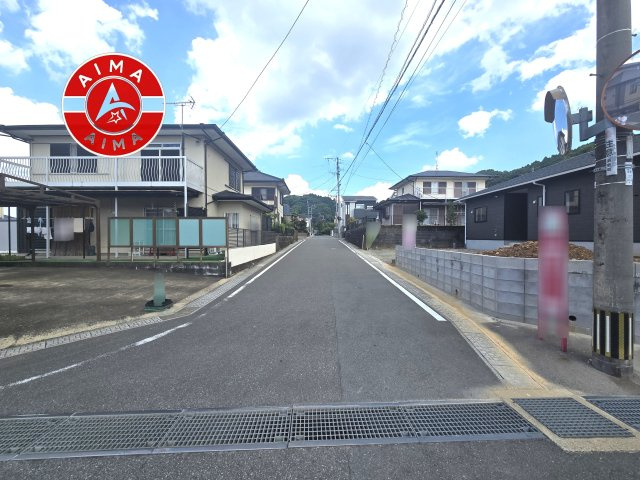糟屋郡須恵町須恵第5-1棟（1号棟）の外観|前面道路含む現地の写真です。
