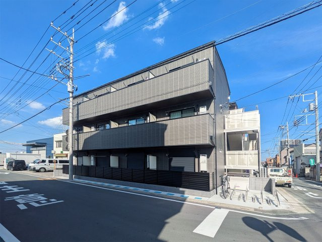 Pine Da Casa三郷中央Aの外観