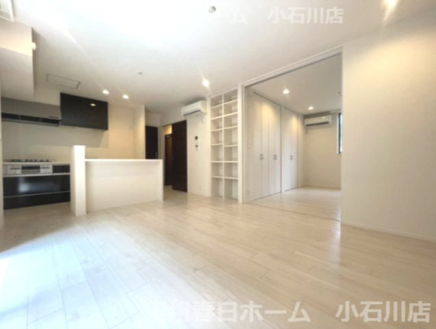 【居間・リビング】