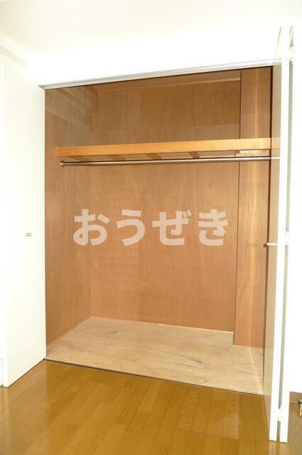 プランジュール神大寺の収納