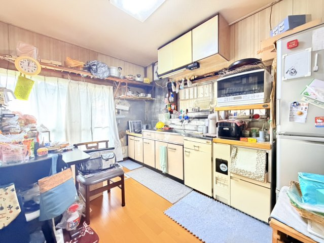 牛久市田宮2丁目中古物件のキッチン