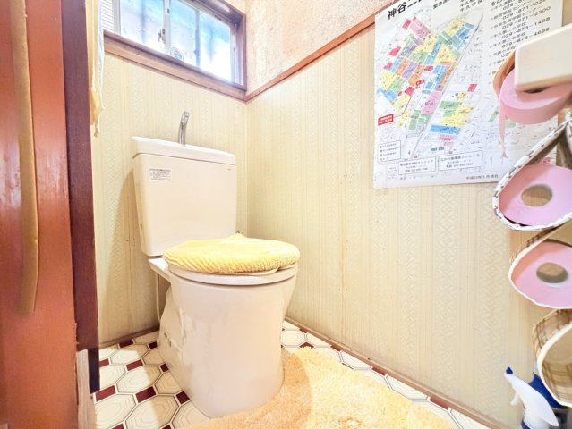 牛久市田宮2丁目中古物件のトイレ