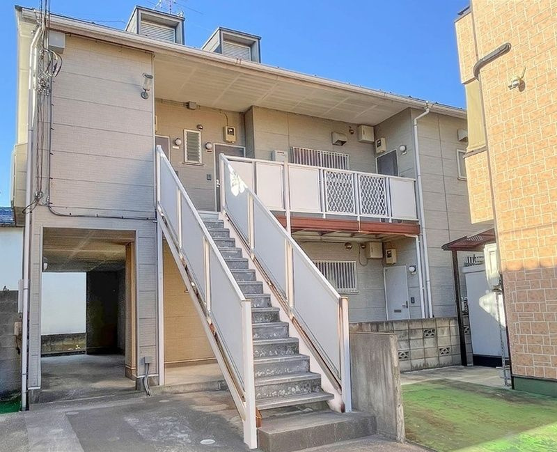 三郷市戸ケ崎１丁目のアパートの外観