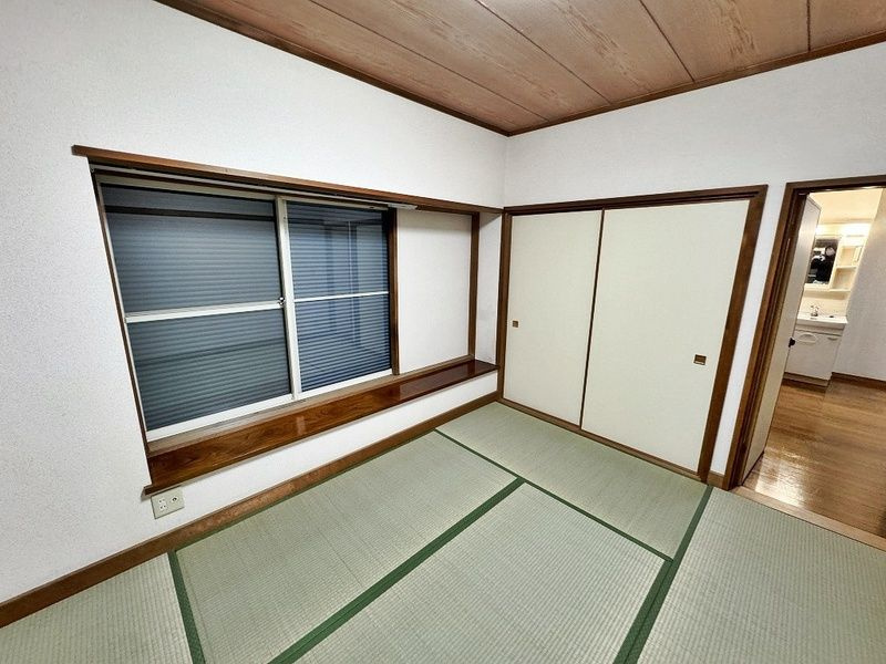 三郷市戸ケ崎１丁目のアパートの寝室