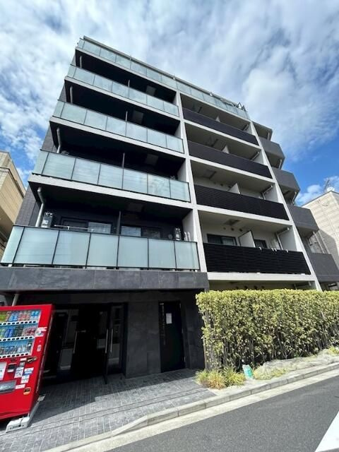 ＳＱＵＡＲＥ　ＣＩＴＹ　ＴＳＵＲＵＭＩ　ＲＩＶＥＲＳＩＤＥの外観