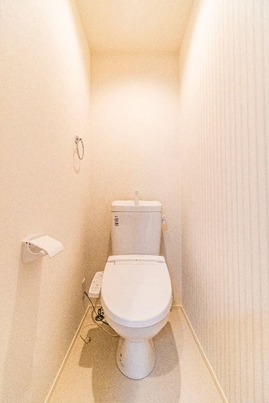 エフプレスト岸町のトイレ