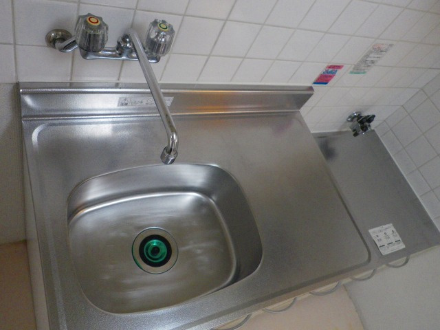 狛江市東和泉１丁目の賃貸マンションのキッチン