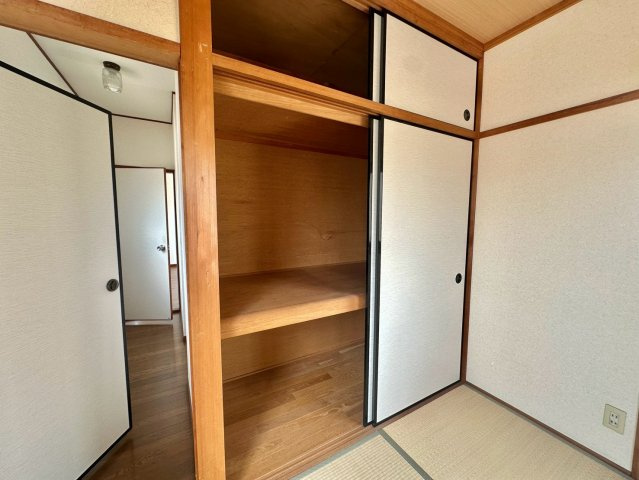 辻井二丁目石森貸家の収納
