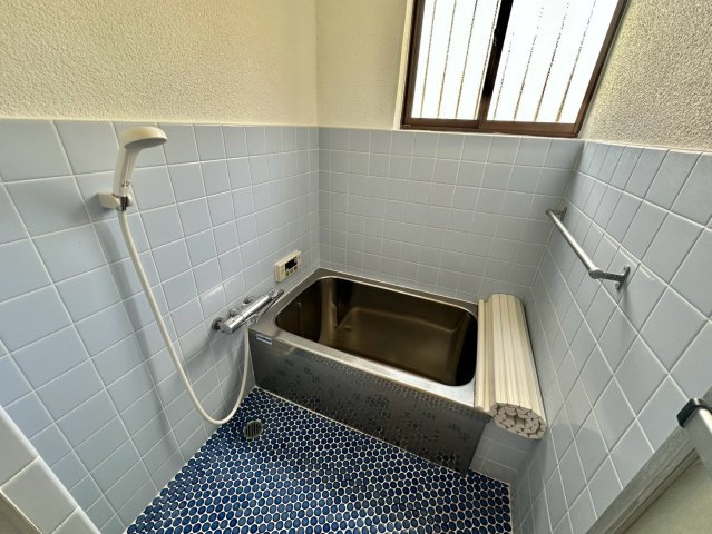 辻井二丁目石森貸家の浴室