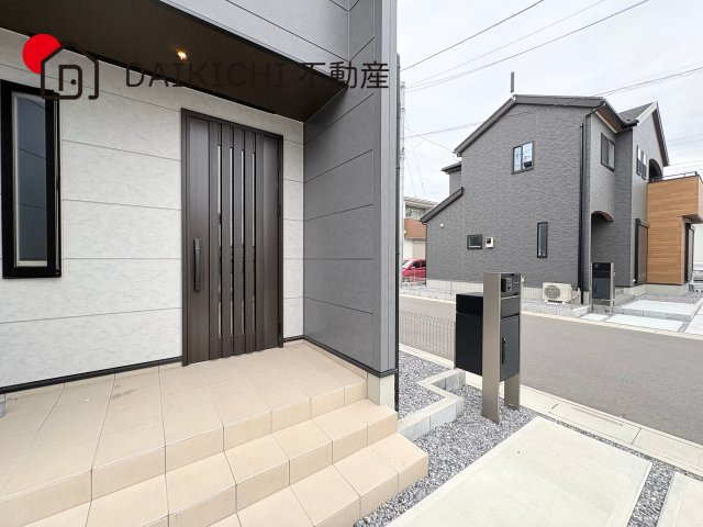 【玄関】 | 行田市持田　中古戸建