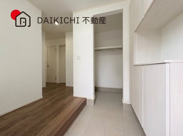 【玄関】 | 行田市持田　中古戸建
