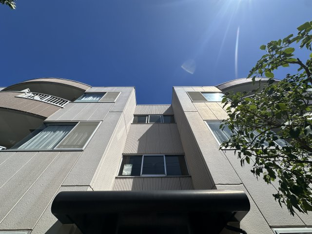 多摩市馬引沢２丁目の賃貸マンション