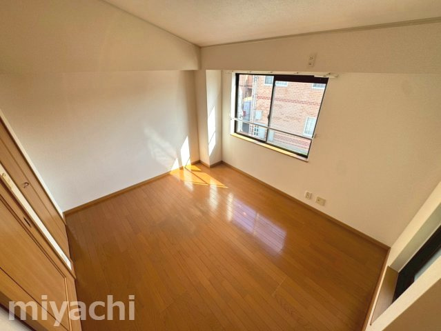 セレーノ城北の洋室