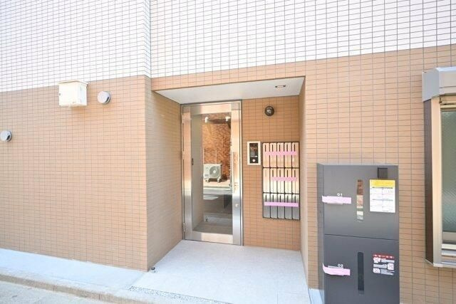 リタ王子神谷のエントランス