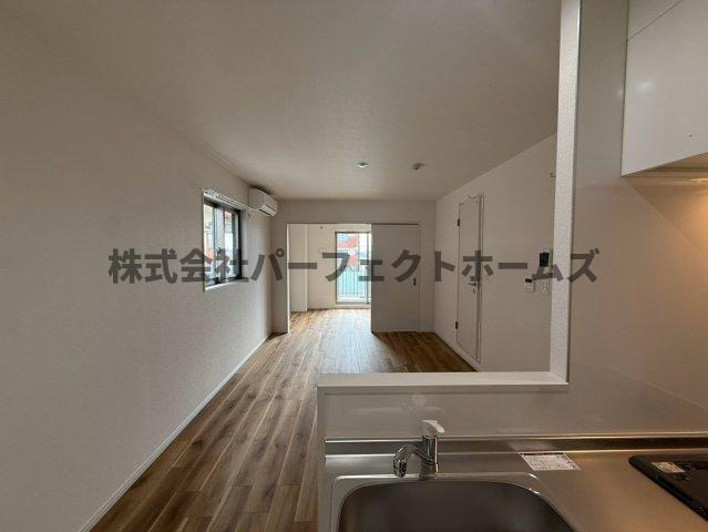 ソリティア光善寺の居間・リビング|こちらの居間で趣味の時間をお楽しみください