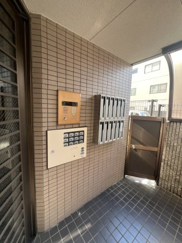 サンヨリカ森本のエントランス