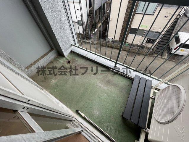 小金井市前原町４丁目の賃貸マンションのバルコニー