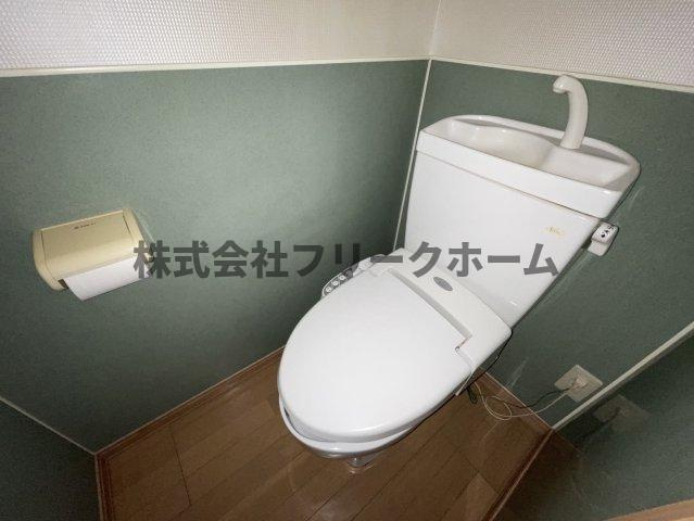 小金井市前原町４丁目の賃貸マンションのトイレ