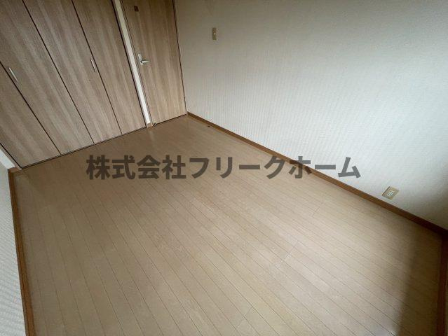 小金井市前原町４丁目の賃貸マンションの居間・リビング