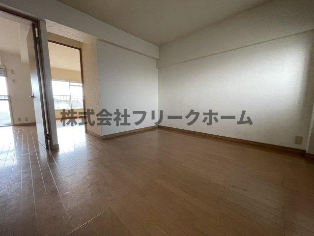 小金井市前原町４丁目の賃貸マンションの居間・リビング