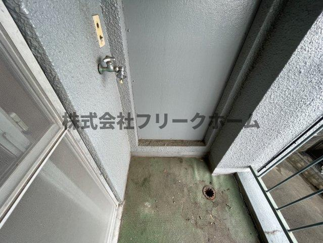 小金井市前原町４丁目の賃貸マンションのバルコニー