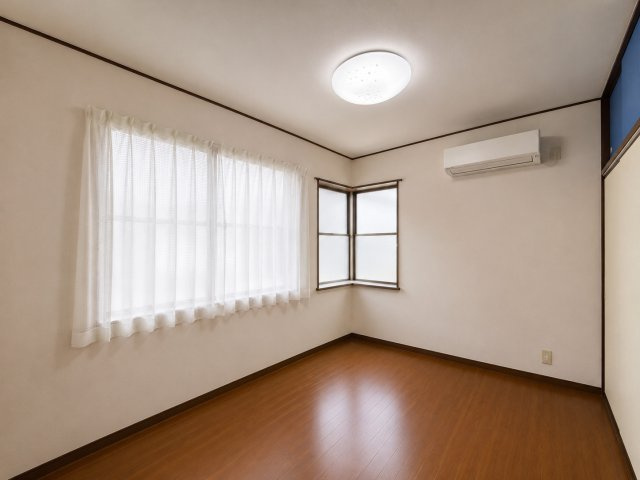 江戸川区南小岩2丁目中古住宅の洋室|居室