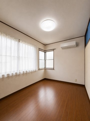 江戸川区南小岩2丁目中古住宅の洋室|居室