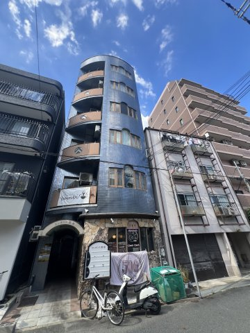 エレガンス西宮の外観