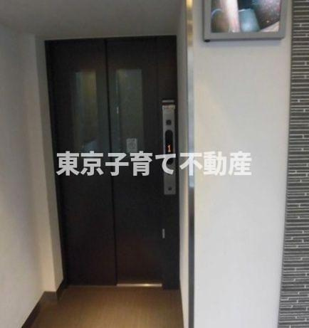 パークアクシス大塚の玄関