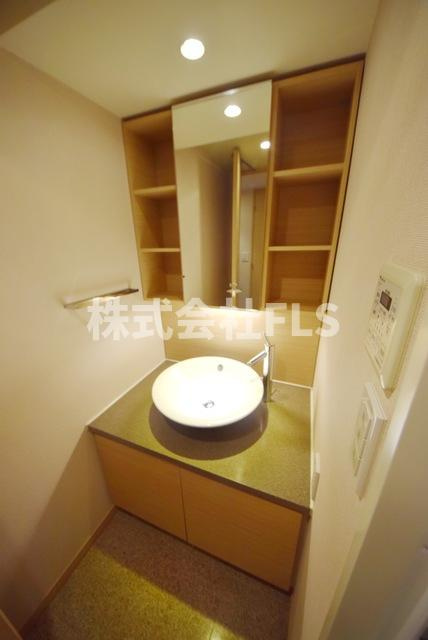 千代田区神田小川町３丁目の賃貸マンションの独立洗面台