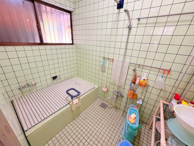 杵島郡大町町大字大町　平家　3LDKの浴室