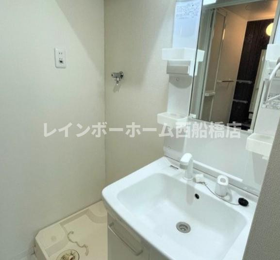 シモンズの洗面所