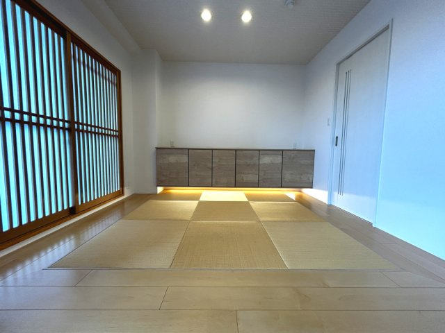 星和プラネタウン千里南第参期B棟の和室|売主様のこだわりが詰まったモダンな和室空間です
