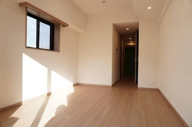 ルーブル横濱江ケ崎町の居間・リビング