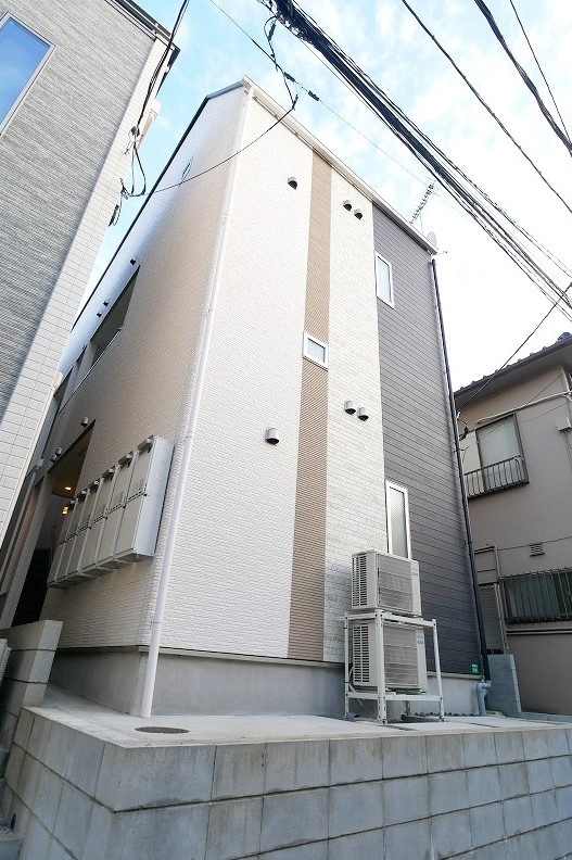 ハーモニーテラス巣鴨の外観