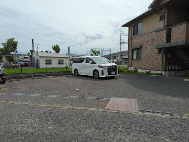 【駐車場】 | サンフルーレ