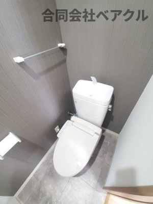 【トイレ】 | ハイツ紫峯 | 落ち着いた色調のトイレです