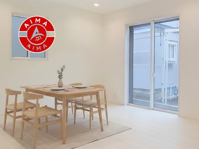 糟屋郡宇美町神武原1丁目第2-3棟（1号棟）の内観：施工例|キッチンからリビングをしっかり確認できます。家族の笑顔があふれる空間になりそうですね。