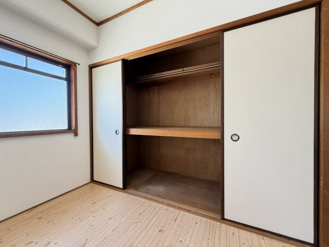 ドムール帝塚山南の収納