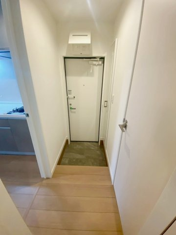 ＡＬＥＧＲＩＡ逆瀬川の玄関