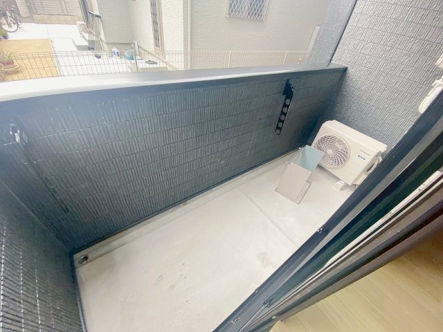 ＡＬＥＧＲＩＡ逆瀬川のバルコニー