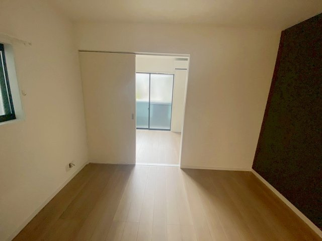 ＡＬＥＧＲＩＡ逆瀬川の居間・リビング