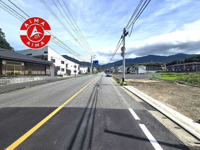 糟屋郡宇美町神武原1丁目第2-3棟（3号棟）の外観|前面道路含む現地の写真です。
