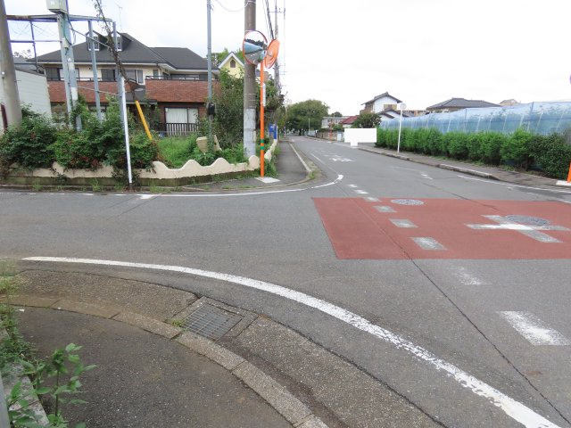 鶴ヶ島市富士見新築戸建の前面道路含む現地写真