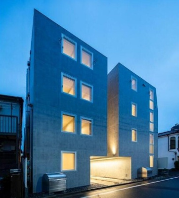 【外観】 | クラリア野方ウエスト | 鉄筋コンクリート造のがっちりとした建物。