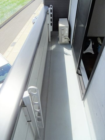 神栖市木崎のアパートのバルコニー