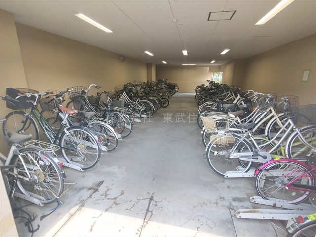 【駐輪場】の画像